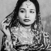 Queen-of-folk3
